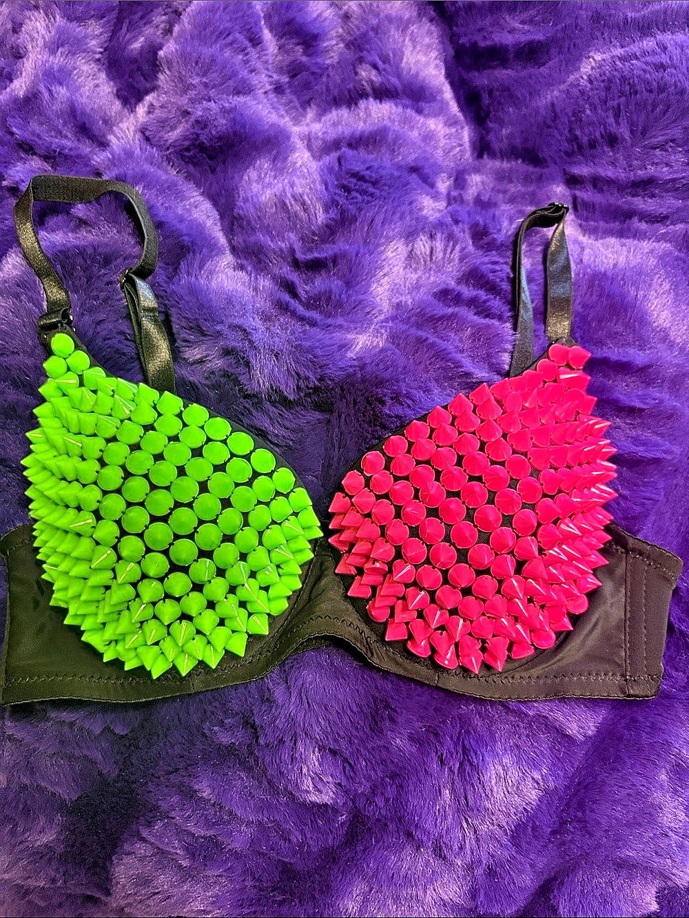 Hot Topic Spiked Neon Hot Pink & Green Bra size 34a